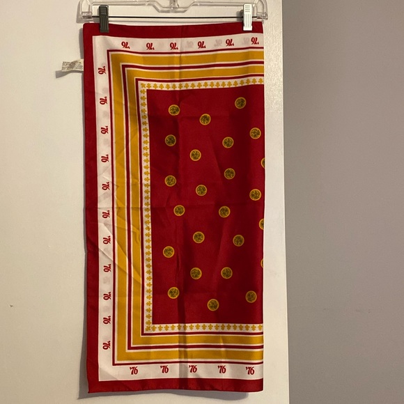 G.L. Harvale & Co Women’s ‘76 Scarf - Picture 2 of 8